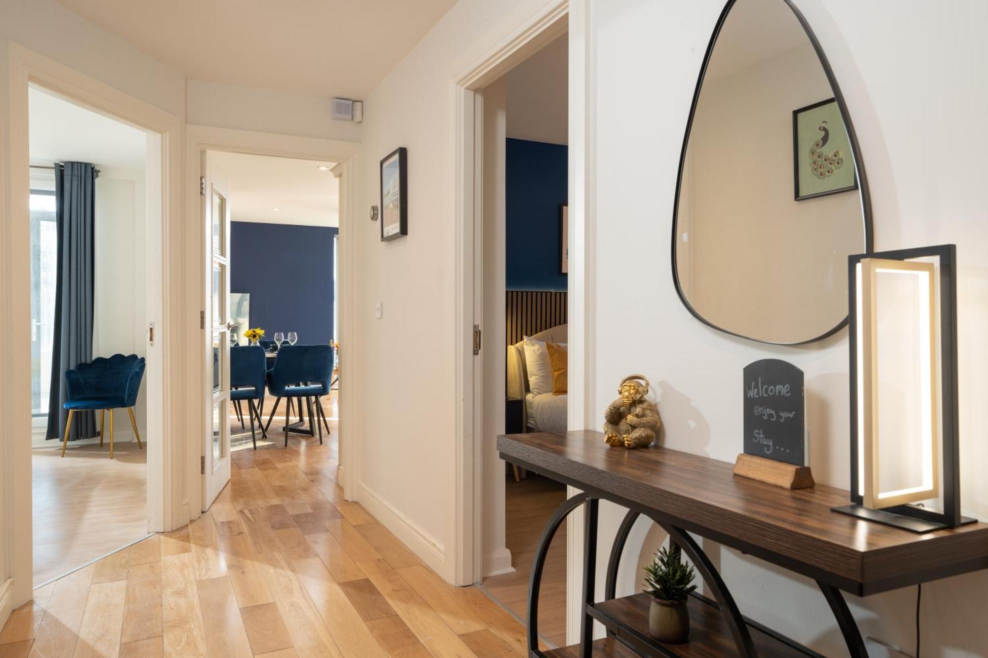 River Side Apartment, City Centre - Beautiful View And Free Parking! ベルファスト エクステリア 写真